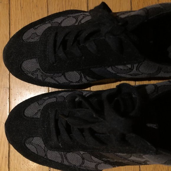 Brand New Coach "Kelson" Gray Black Signature Jacquard Suede Trim Sneakers - Picture 5 of 10